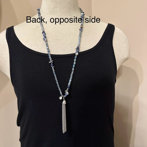 Simply Vera Vera Wang Necklace - long silver w/ blue glass & lapis stone beads - Picture 10 of 14